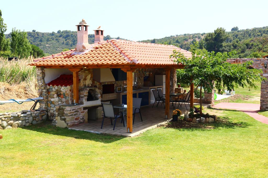 Villa Agapitos Sithonia ภายนอก รูปภาพ